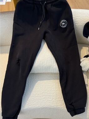 Burberry sweatpants(Men)